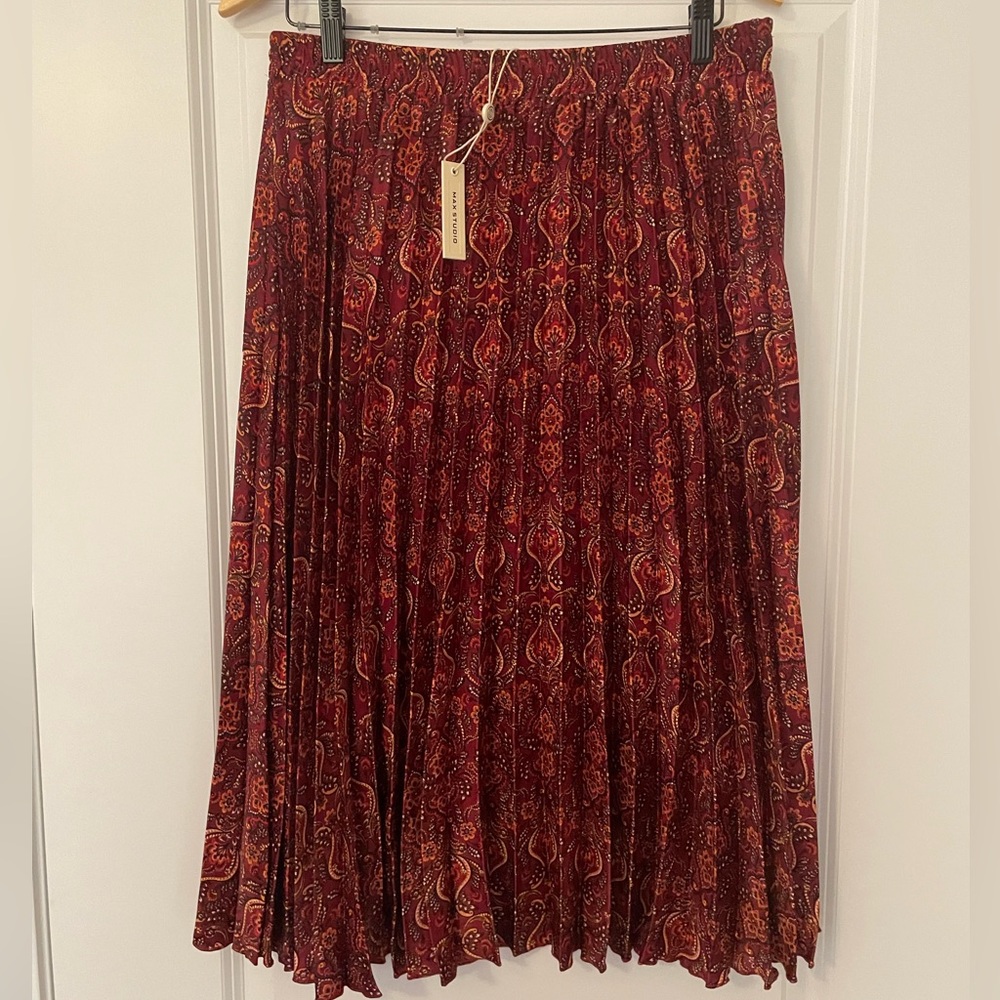 NWT Max Studio Pleated Satin Effect Paisley Wine Midi Skirt